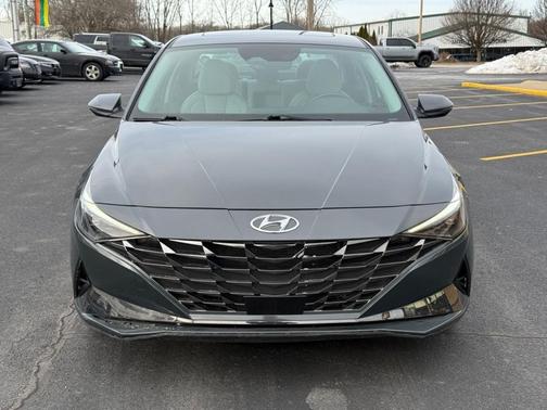 2023 Hyundai ELANTRA HEV Limited