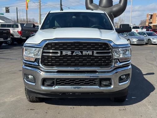 2022 RAM 2500 Big Horn Crew Cab 4x4 6'4' Box