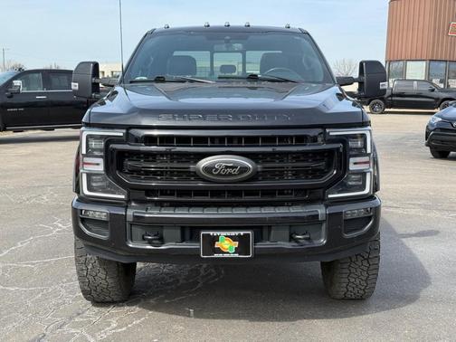 Black 2022 Ford F-250 Lariat