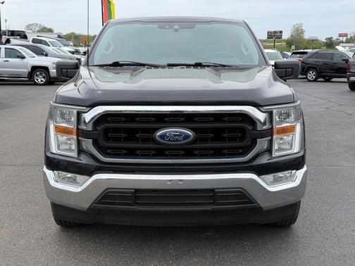 Black 2021 Ford F-150 XLT