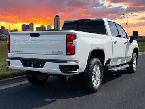 White 2024 Chevrolet Silverado 2500 High Country