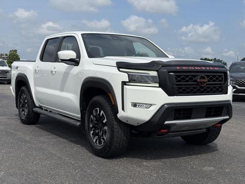 2022 Nissan Frontier S
