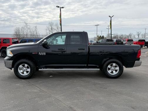 Black 2015 RAM 1500 SLT