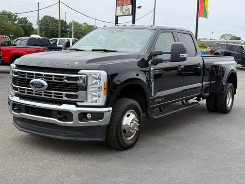 Black 2025 Ford F-350 XLT