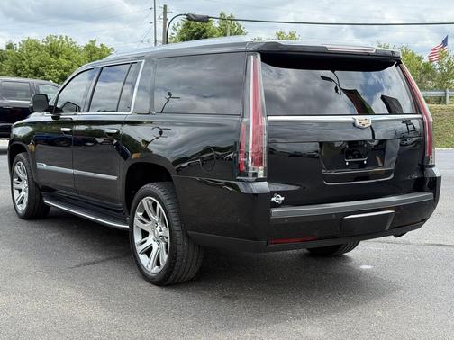 2019 Cadillac Escalade ESV Premium Luxury