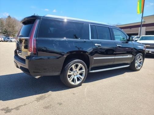 2019 Cadillac Escalade ESV Premium Luxury