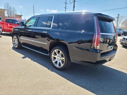 2019 Cadillac Escalade ESV Premium Luxury