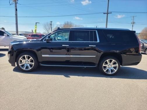 2019 Cadillac Escalade ESV Premium Luxury