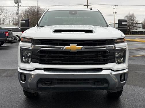 White 2024 Chevrolet Silverado 2500 LT