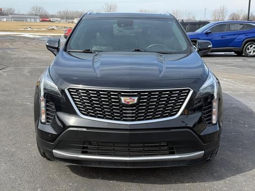 2021 Cadillac XT4 Premium Luxury