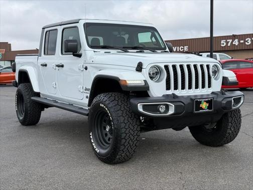 2022 Jeep Gladiator Overland