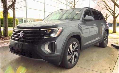 2025 Volkswagen Atlas 2.0T SE w/Technology 4MOTION