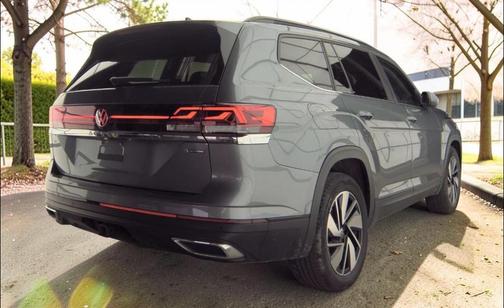 2025 Volkswagen Atlas 2.0T SE w/Technology 4MOTION