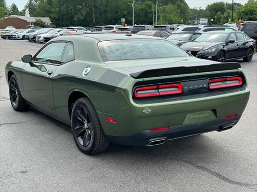 2021 Dodge Challenger SXT
