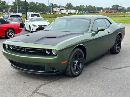 2021 Dodge Challenger SXT