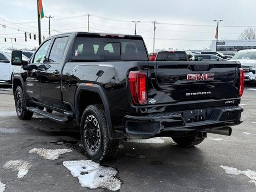 2022 GMC Sierra 2500 AT4