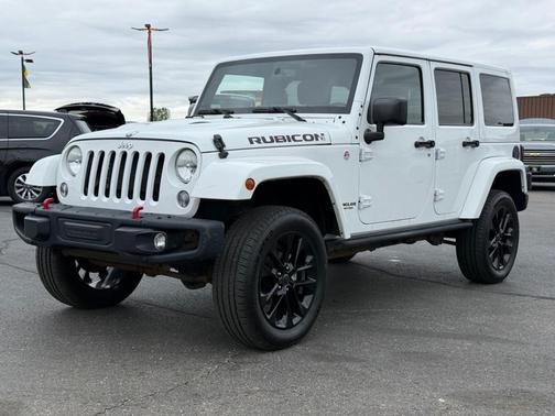 White 2015 Jeep Wrangler Unlimited Rubicon
