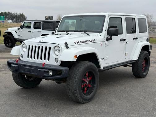 White 2015 Jeep Wrangler Unlimited Rubicon