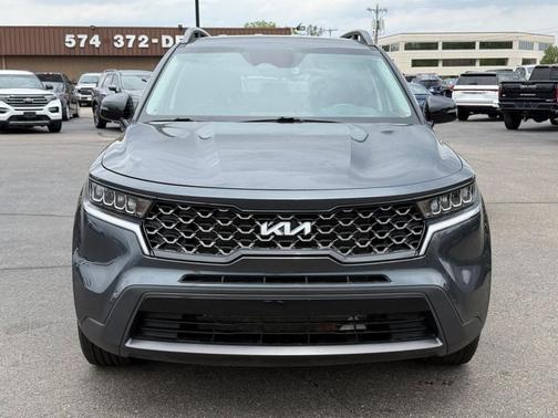 Gray 2022 Kia Sorento S