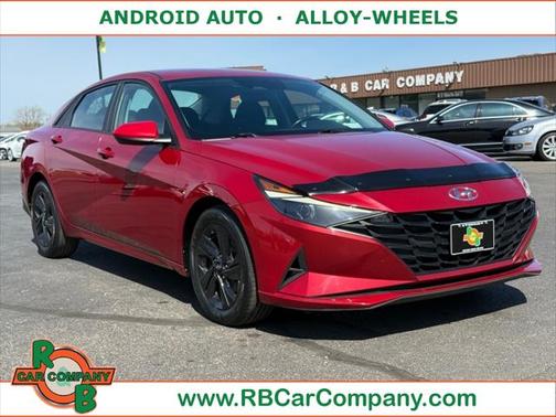 2021 Hyundai ELANTRA Preferred IVT