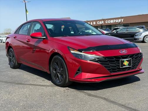 2021 Hyundai ELANTRA Preferred IVT