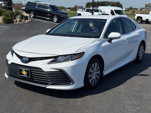 2022 Toyota Camry LE
