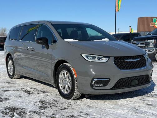 2025 Chrysler Pacifica L