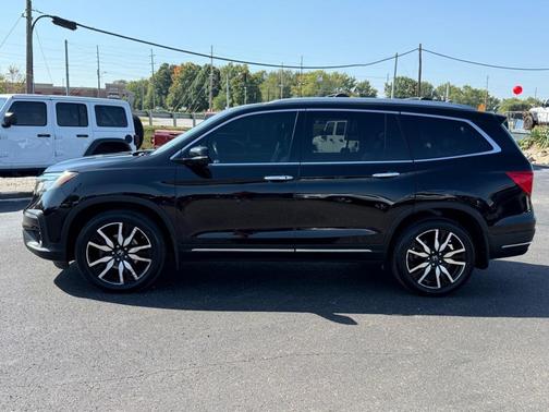 2020 Honda Pilot Touring 8-Passenger