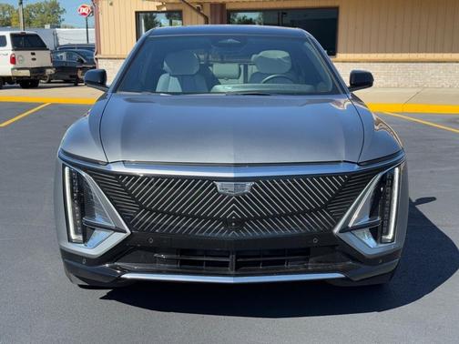 2024 Cadillac LYRIQ Luxury