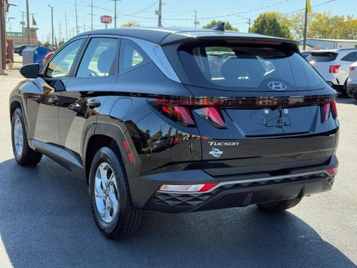 Phantom Black 2022 Hyundai TUCSON SE