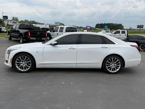 White 2018 Cadillac CT6 3.6L Luxury