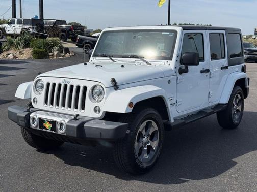 2017 Jeep Wrangler Unlimited Sahara