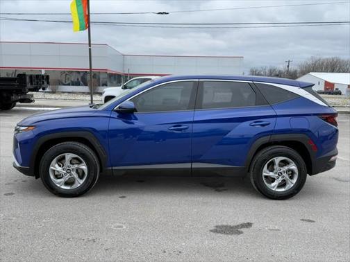 2022 Hyundai TUCSON SE