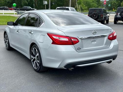 2017 Nissan Altima 2.5 SV