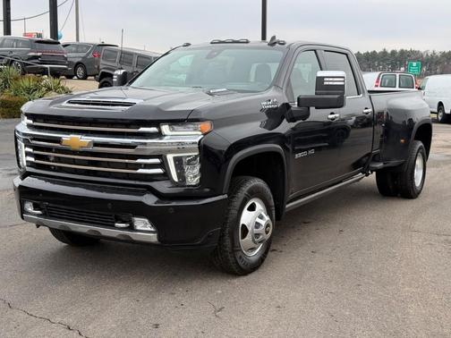 2023 Chevrolet Silverado 3500 High Country