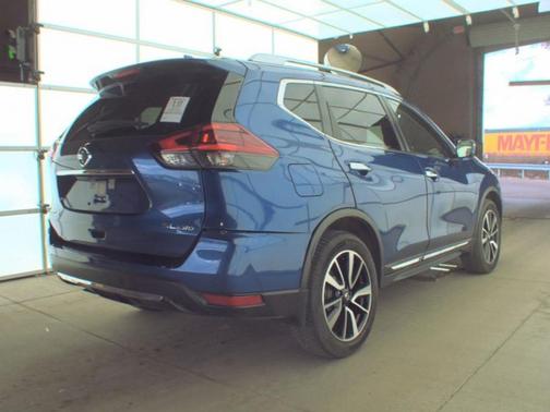 Blue 2018 Nissan Rogue SL
