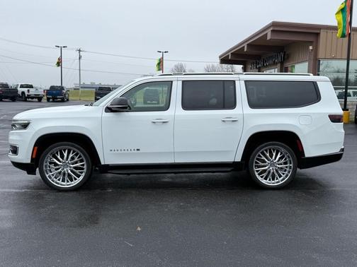 White 2024 Jeep Wagoneer L Series II 4x4