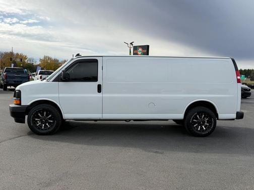 2017 Chevrolet Express 2500 Work Van