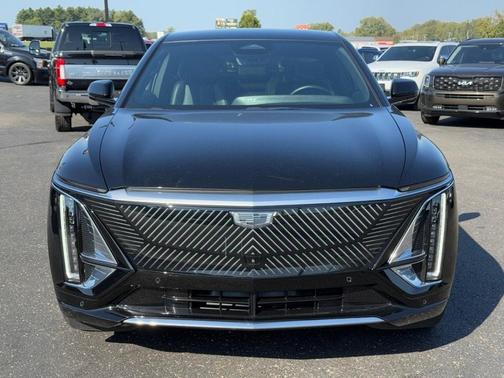 2024 Cadillac LYRIQ Luxury