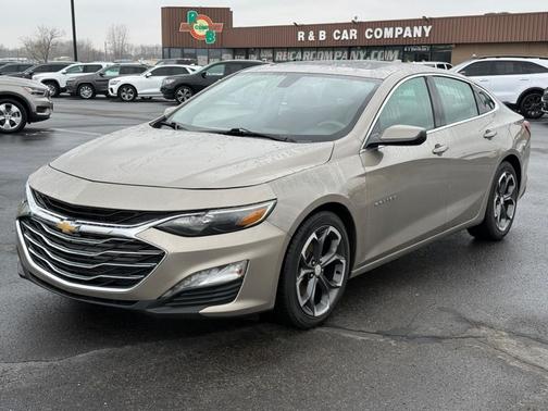 2022 Chevrolet Malibu FWD LT