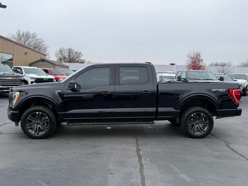 Agate Black Metallic 2022 Ford F-150 XLT