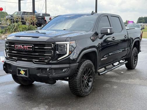 2023 GMC Sierra 1500 AT4X
