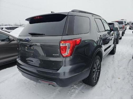 Gray 2017 Ford Explorer XLT