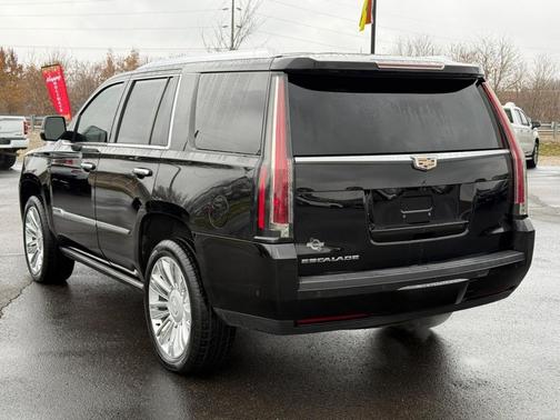 2018 Cadillac Escalade Platinum