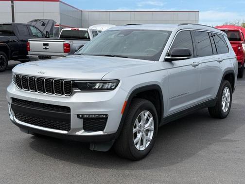 Silver 2023 Jeep Grand Cherokee L Limited