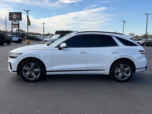 White 2022 Genesis GV70 3.5T AWD Sport