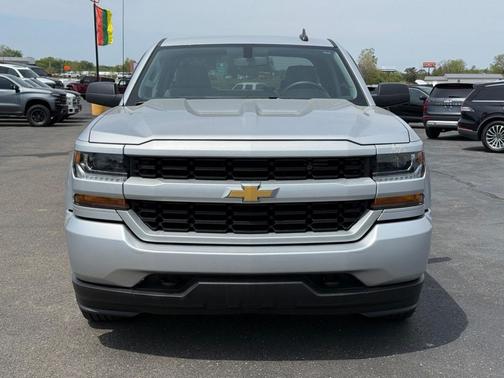 Silver 2018 Chevrolet Silverado 1500 Custom