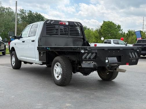 White 2024 RAM 2500 Tradesman Crew Cab 4x4 8' Box