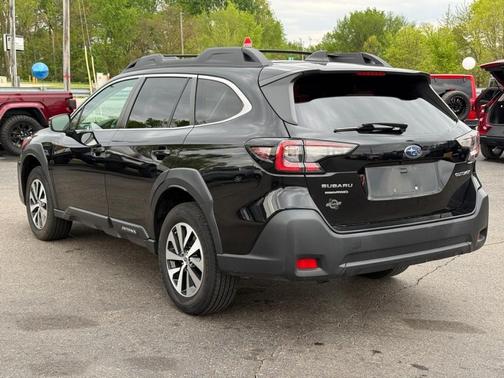 Black 2024 Subaru Outback Premium