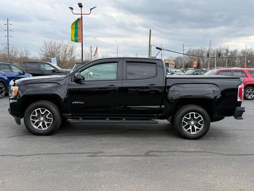 Black 2021 GMC Canyon AT4